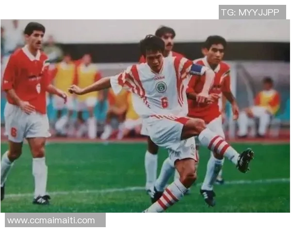 总是遭遇重创的足球明星背后的故事与奋斗历程 总是遭遇重创的足球明星背后的故事与奋斗历程